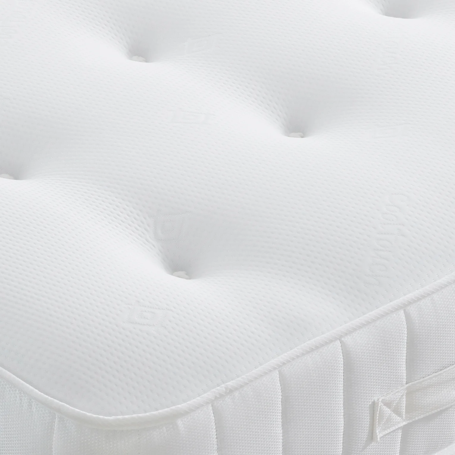 Everest Royal Cool Touch 1000 Pocket Mattress Medium Firm Zip and Link - Image 3
